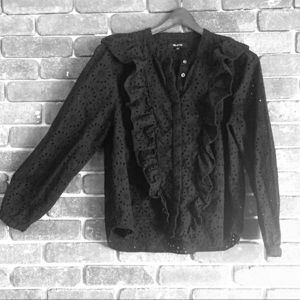 Classic, eyelet button-front blouse by Madewell🖤